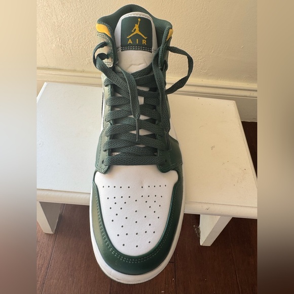 🟨 Jordan 1 - Nike - Picture 4 of 11